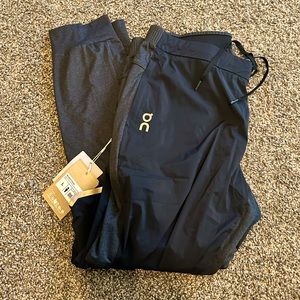 On Cloud Running Men’s Running pants size is  a large . brand New With Tags